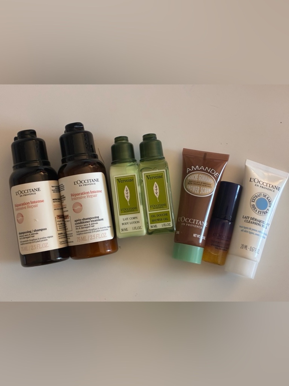 L’Occitane Travel Essentials - set of 7 - new